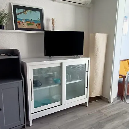 Apartment Port Cogolin, T2 Calme Dans Belle Residence, Piscine, Proche St Tropez Cogolin