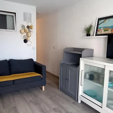 Port Cogolin, T2 Calme Dans Belle Residence, Piscine, Proche St Tropez